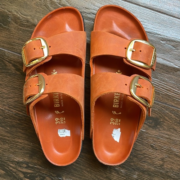 NWT BIRKENSTOCK BIG BUCKLE Sandals! - Picture 15 of 15
